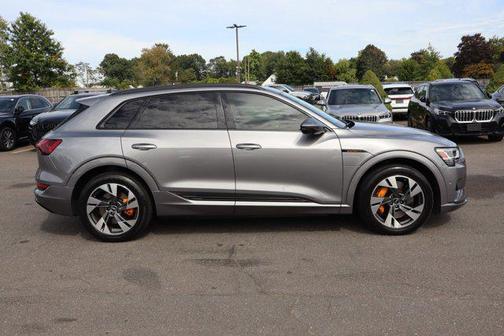 2023 Audi e-tron Premium quattro