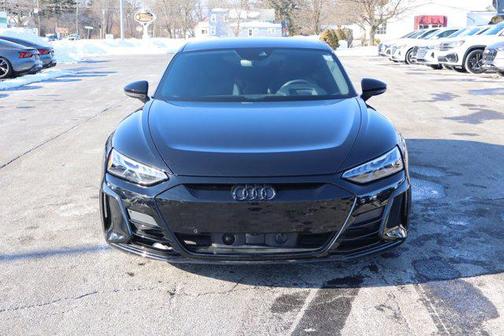 2022 Audi e-tron GT Prestige