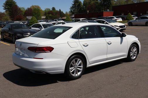 2020 Volkswagen Passat 2.0T SE