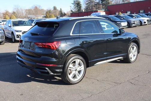 2022 Audi Q3 45 S line Premium