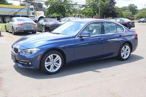 2018 BMW 330 xDrive