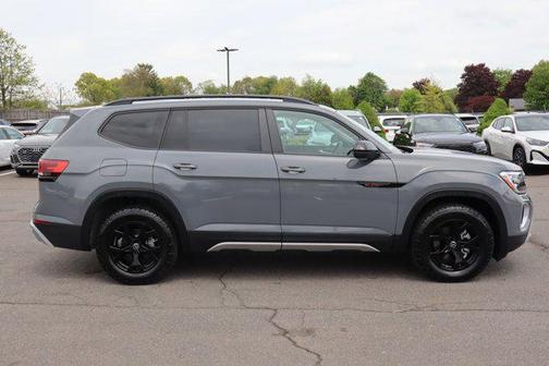 Pure Gray 2025 Volkswagen Atlas 2.0T Peak Edition