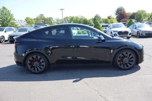2022 Tesla Model Y Performance Dual Motor All-Wheel Drive