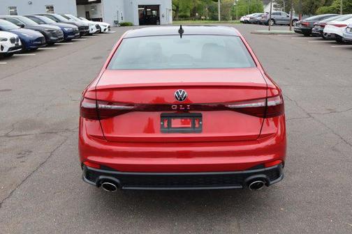 Kings Red Metallic w/Deep Black Roof 2025 Volkswagen Jetta GLI 2.0T Autobahn