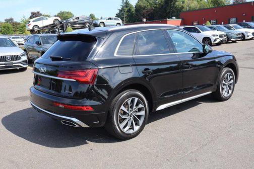 2023 Audi Q5 45 S line Premium Plus