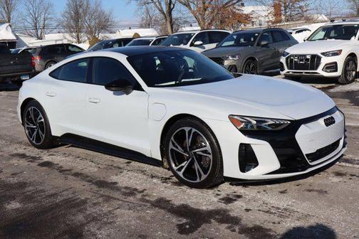 2023 Audi e-tron GT Premium Plus quattro