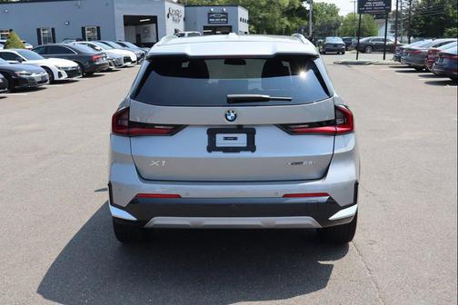 Space Silver Metallic 2025 BMW X1 xDrive28i