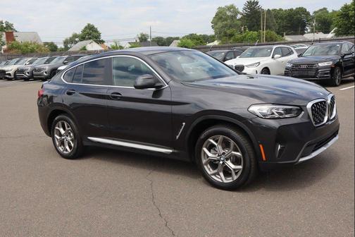Dark Graphite Metallic 2025 BMW X4 xDrive30i