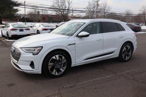 2021 Audi e-tron Premium