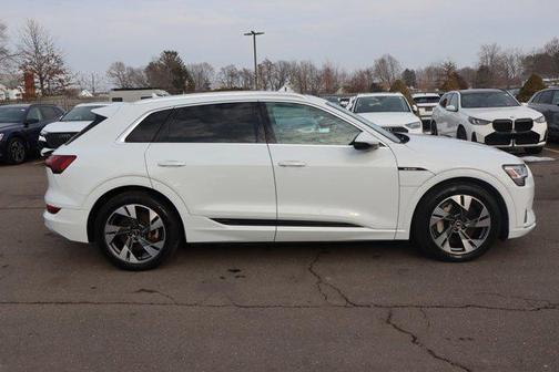 2021 Audi e-tron Premium