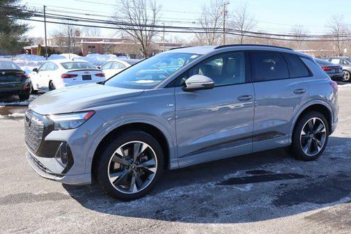 2023 Audi Q4 e-tron Premium Plus 50 quattro