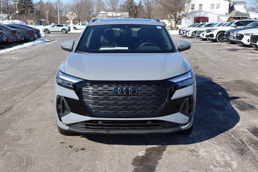 2023 Audi Q4 e-tron Premium Plus 50 quattro