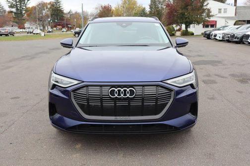 2021 Audi e-tron Premium