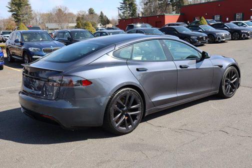2022 Tesla Model S Plaid