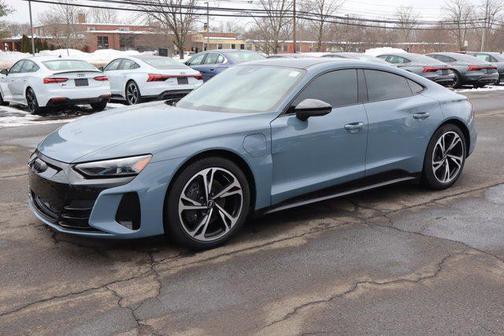 2022 Audi e-tron GT Premium Plus