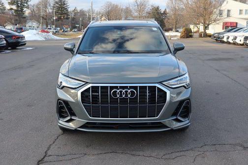 2023 Audi Q3 Premium 45 TFSI S line quattro Tiptronic