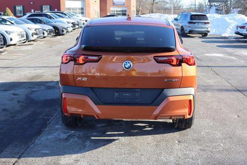 2025 BMW X2 xDrive28i