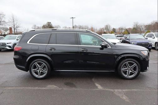 Obsidian Black Metallic 2024 Mercedes-Benz GLS 450 4MATIC