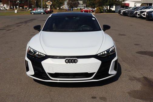 2023 Audi e-tron GT Prestige quattro
