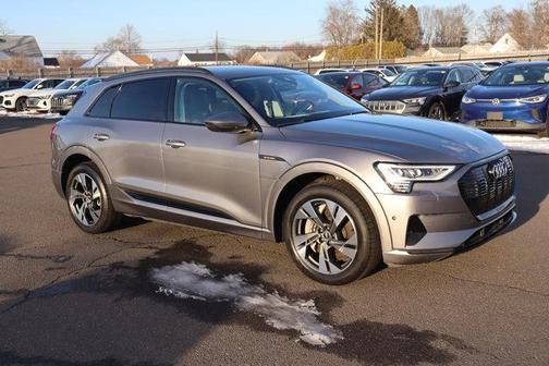2021 Audi e-tron Premium