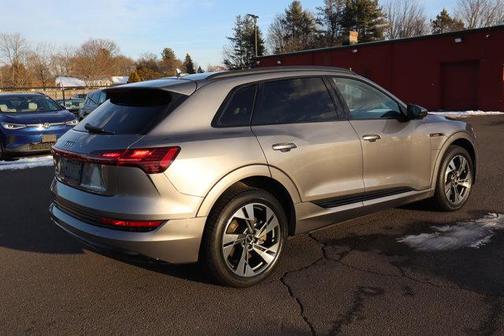 2021 Audi e-tron Premium