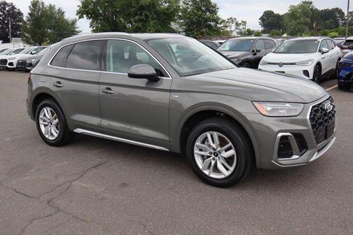 2023 Audi Q5 45 S line Premium