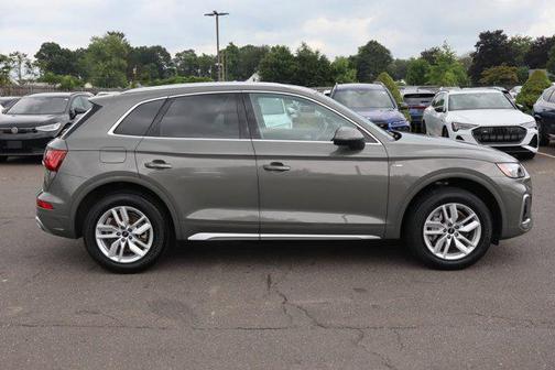 2023 Audi Q5 45 S line Premium