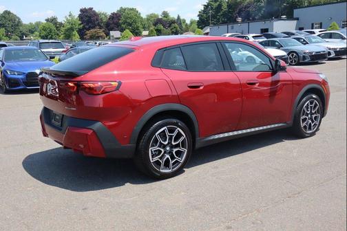 Vegas Red Metallic 2026 BMW X2 xDrive28i
