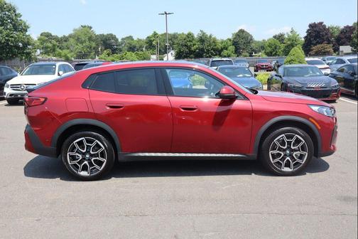 Vegas Red Metallic 2026 BMW X2 xDrive28i