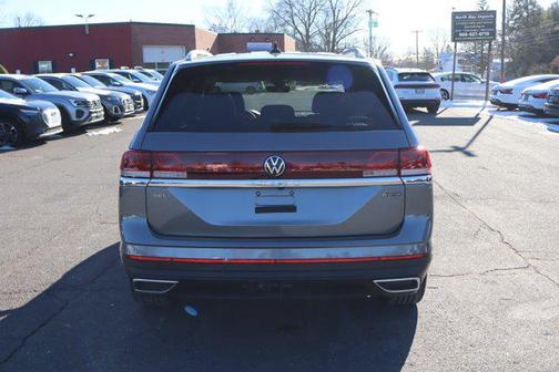 2024 Volkswagen Atlas 2.0T SEL