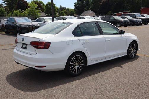 2016 Volkswagen Jetta 1.8T Sport