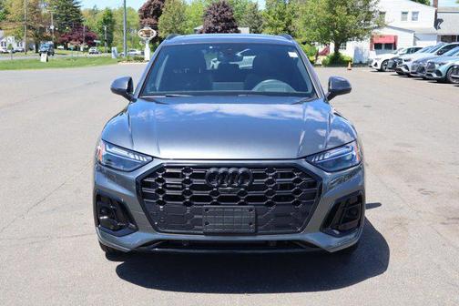 Daytona Gray Pearl Effect 2024 Audi Q5 55 S line Prestige