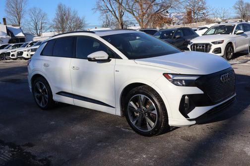 2024 Audi Q4 e-tron Premium 55 quattro