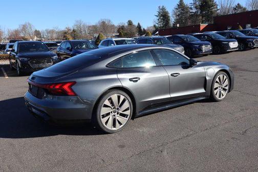 2022 Audi e-tron GT Prestige