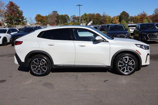 2025 BMW X2 xDrive28i