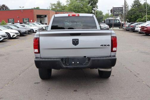 2022 RAM 1500 Classic Warlock Quad Cab 4x4 6'4' Box