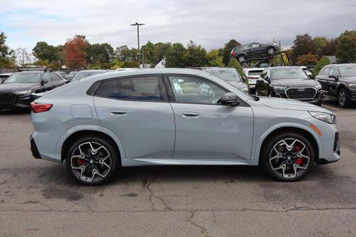 2025 BMW X2 M35i