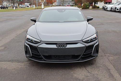 2023 Audi e-tron GT Premium Plus quattro