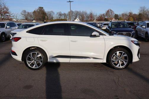 2024 Audi Q4 e-tron Premium Plus 50 quattro