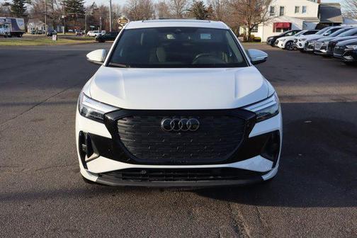 2024 Audi Q4 e-tron Premium Plus 50 quattro