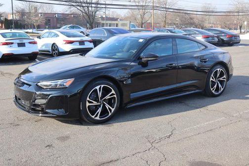 2022 Audi e-tron GT Prestige