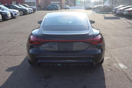 2022 Audi e-tron GT Prestige