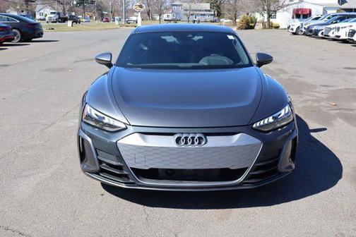 2022 Audi e-tron GT Premium Plus