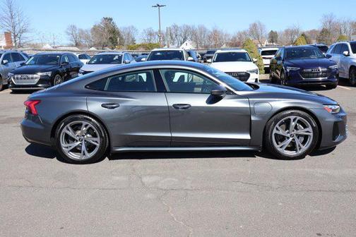 2022 Audi e-tron GT Premium Plus