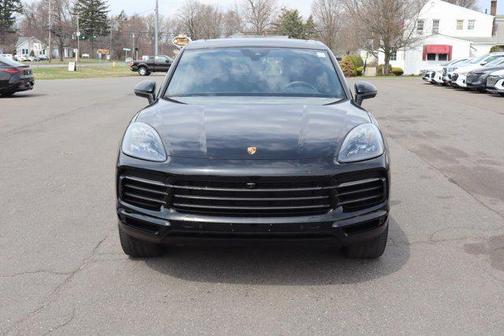 Black 2022 Porsche Cayenne Cayenne E-Hybrid Platinum Edition