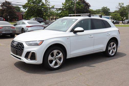 2024 Audi Q5 45 S line Premium Plus