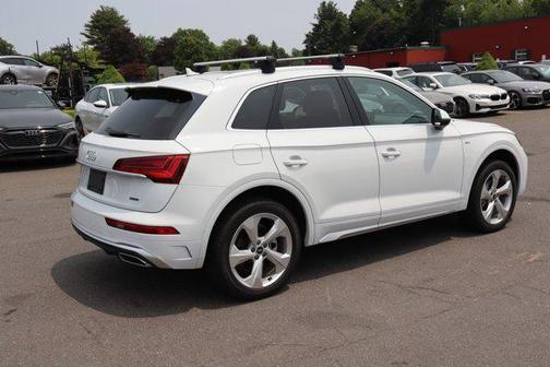 2024 Audi Q5 45 S line Premium Plus