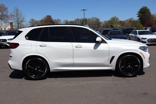 2021 BMW X5 M50i