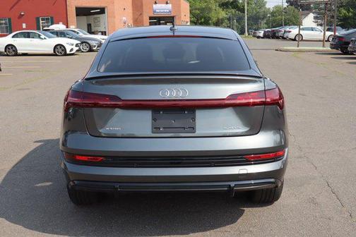 2021 Audi e-tron Sportback Premium Plus