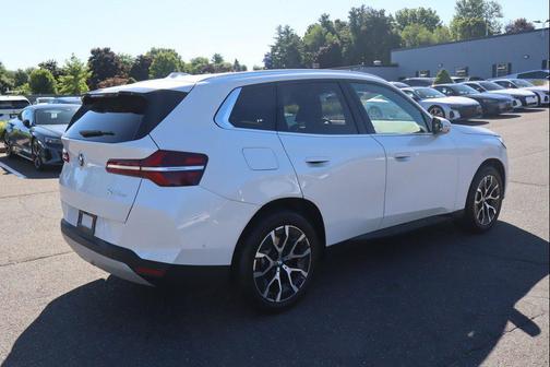 Mineral White Metallic 2025 BMW X3 30 xDrive